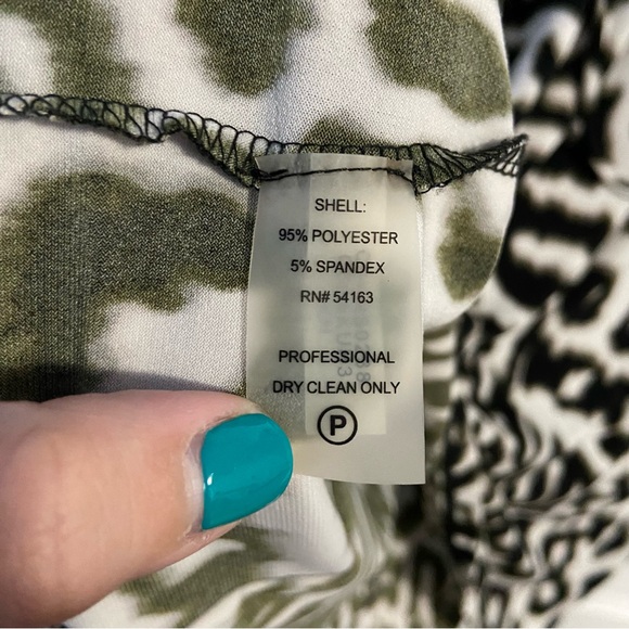 Calvin Klein Women’s Leopard Print Short Dolman Sleeve Tunic / Kaftan Top Size 6 - Picture 14 of 15